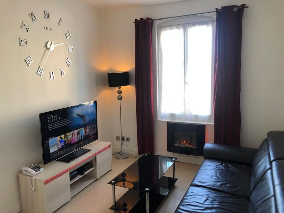 Appartement 3 Pieces En Face La Gare De Creil Exterior foto